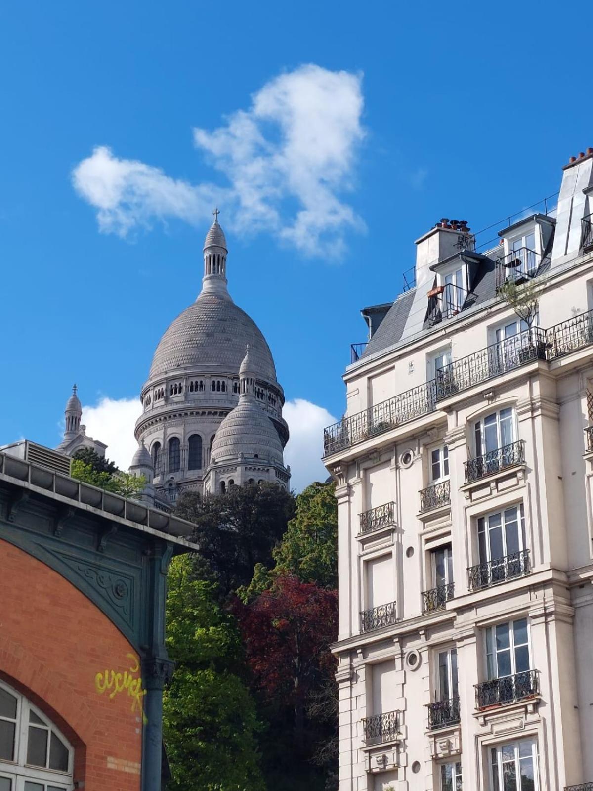 Perfect Studio Down The Sacre Coeur Paris Exterior foto